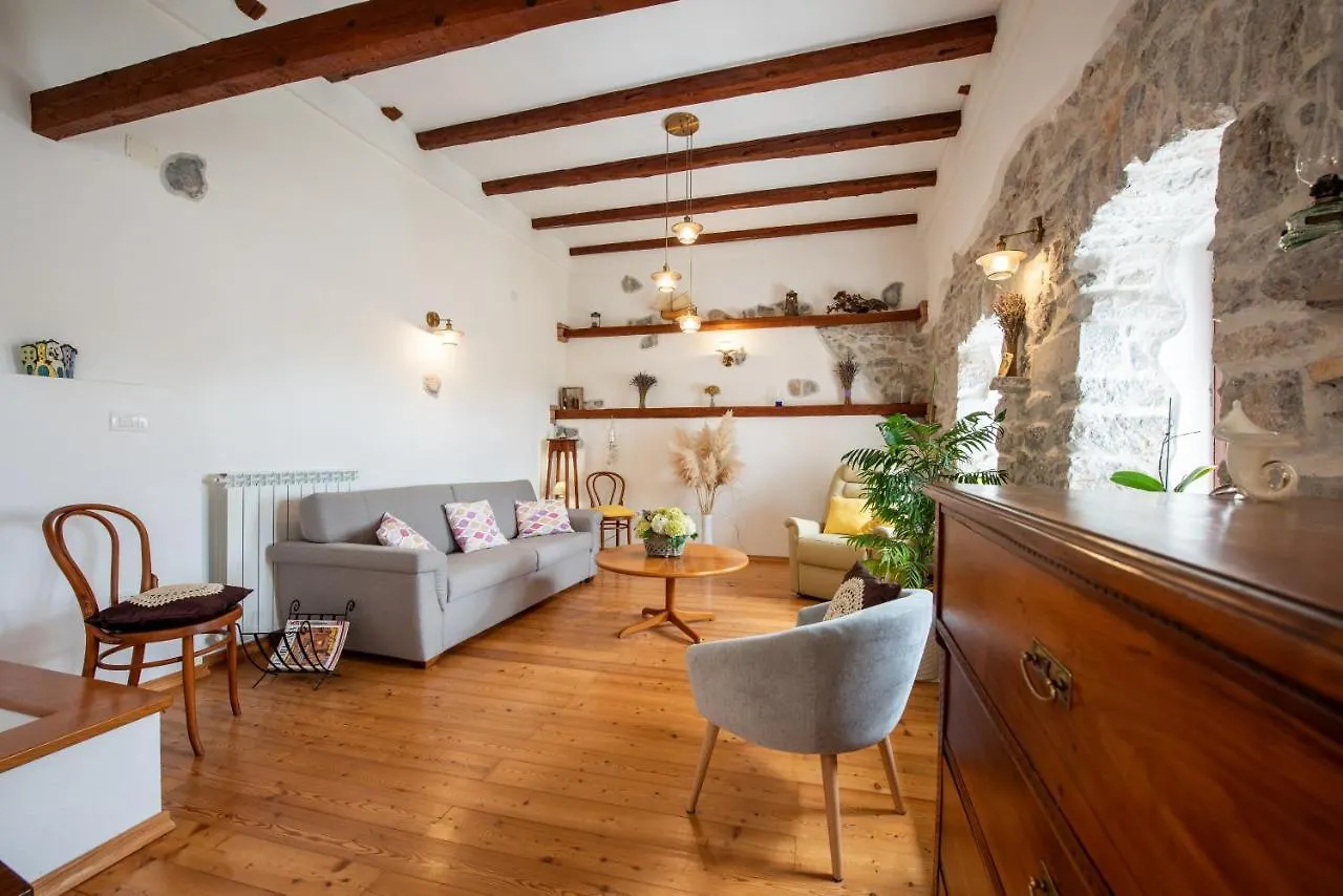 Mima, Kuca Za Odmor Villa Jurdani Holiday home